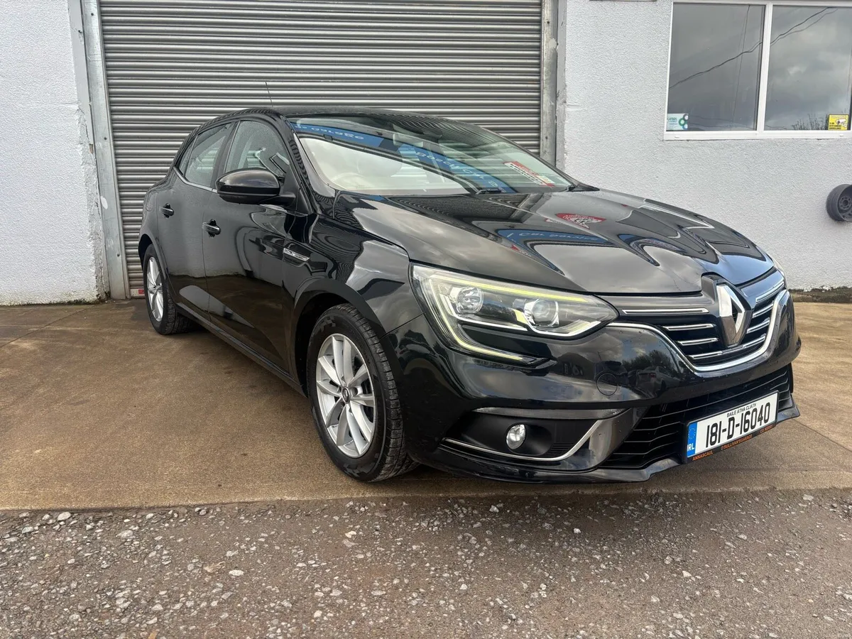 Renault Megane Hatchback - Image 2