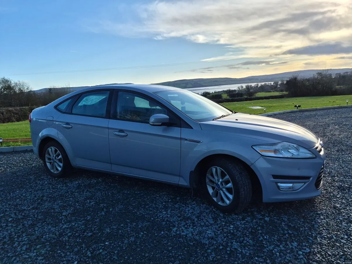 Ford Mondeo 2011 - Image 2