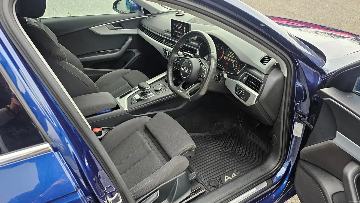 Audi A4 B9 2016 Automatic - Image 3