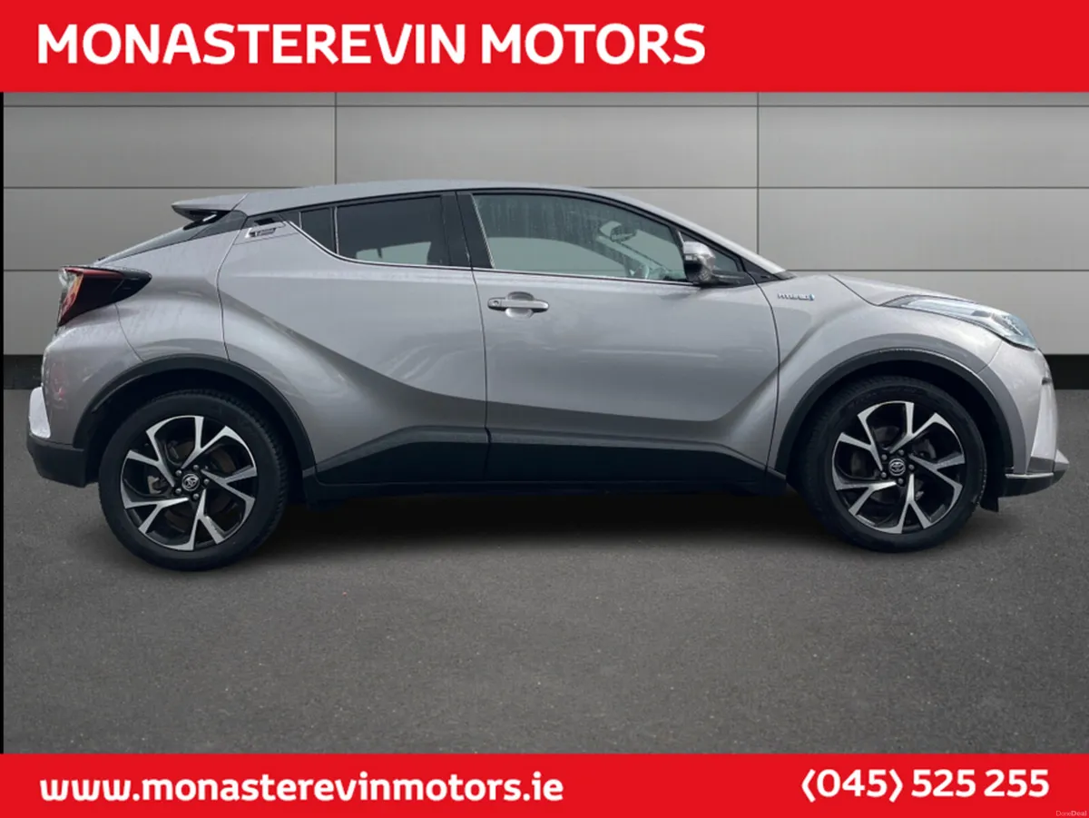 Toyota C-HR 1.8 HYBRID SPORT 4DR AUTO - Image 3