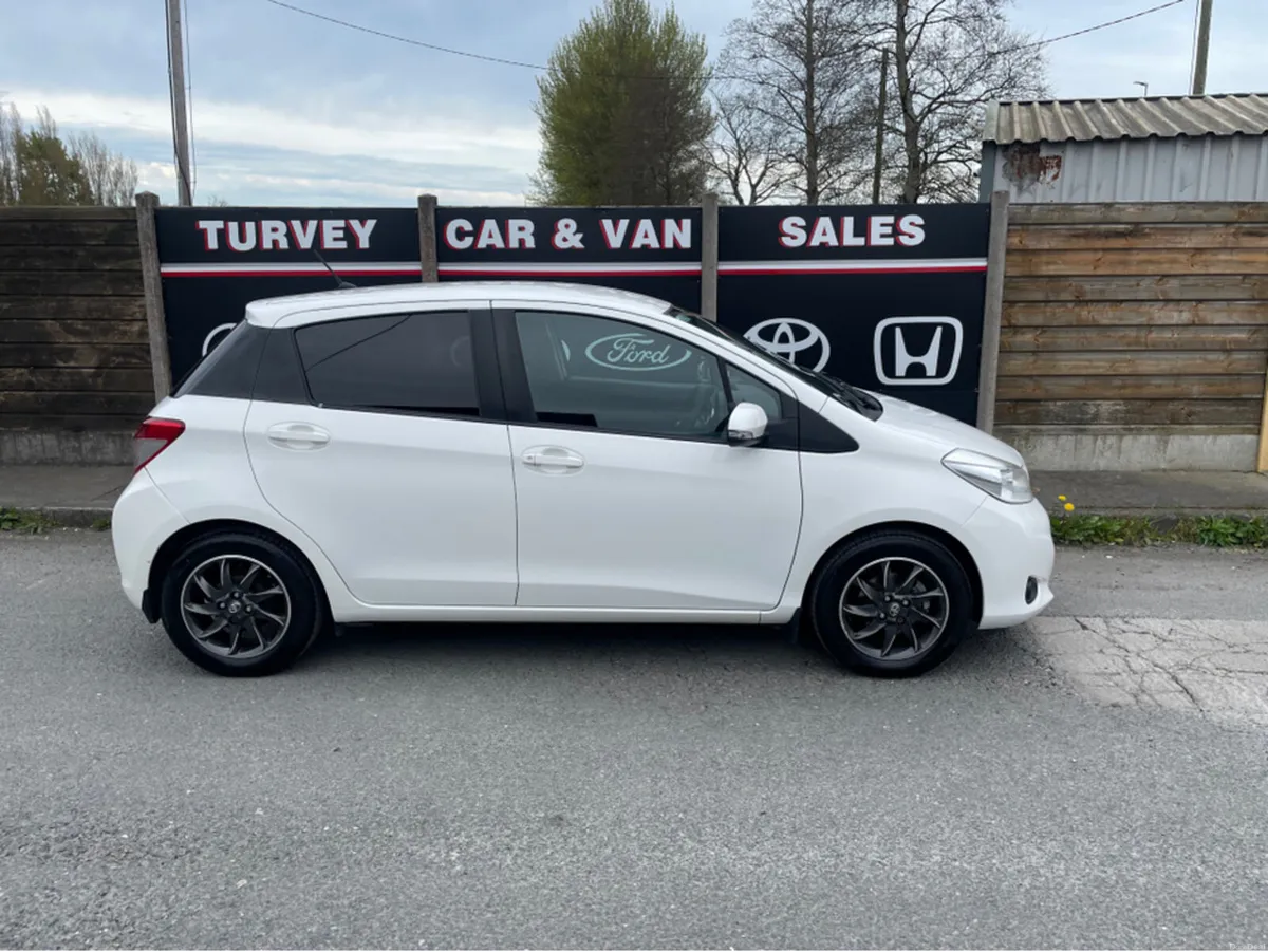 Toyota Yaris 1.0 VVT-I EDITION 68BHP 5 5DR - Image 3