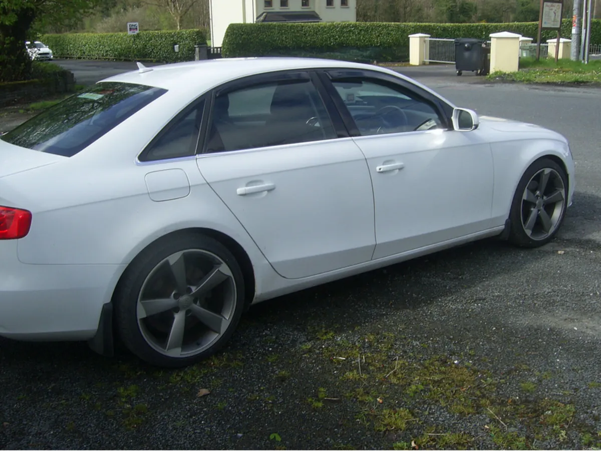 Audi A4 2.0 TDI TECHNIK 163PS 4DR - Image 4
