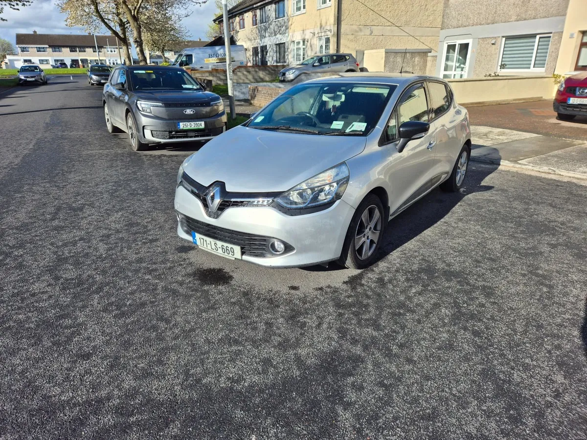Renault Clio 2017 - Image 1