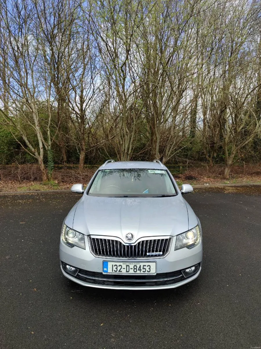 Skoda Superb - Image 1