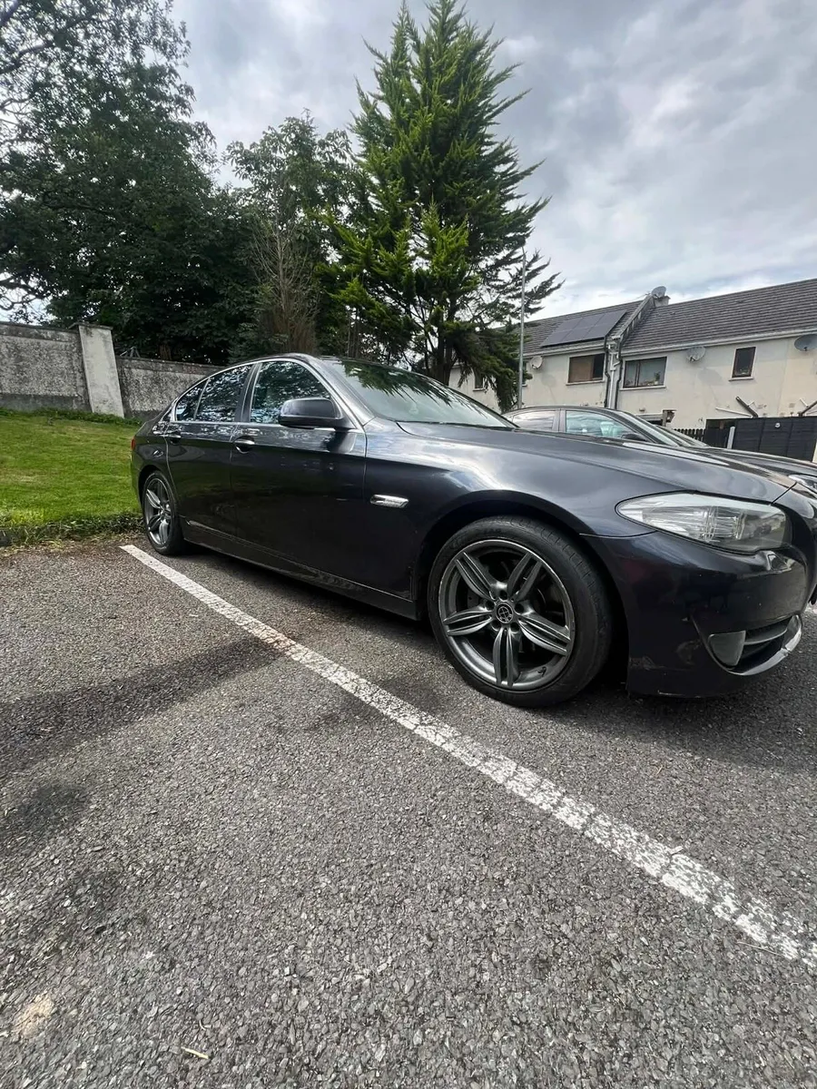 BMW 525D - Image 1