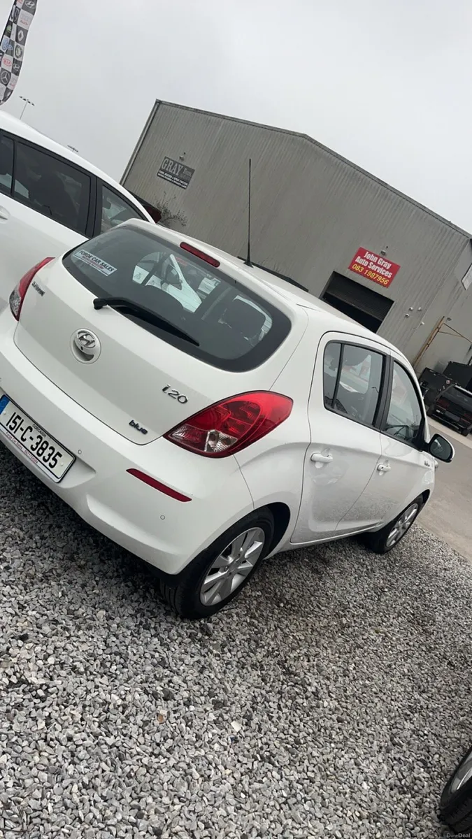 Hyundai i20 - Image 2