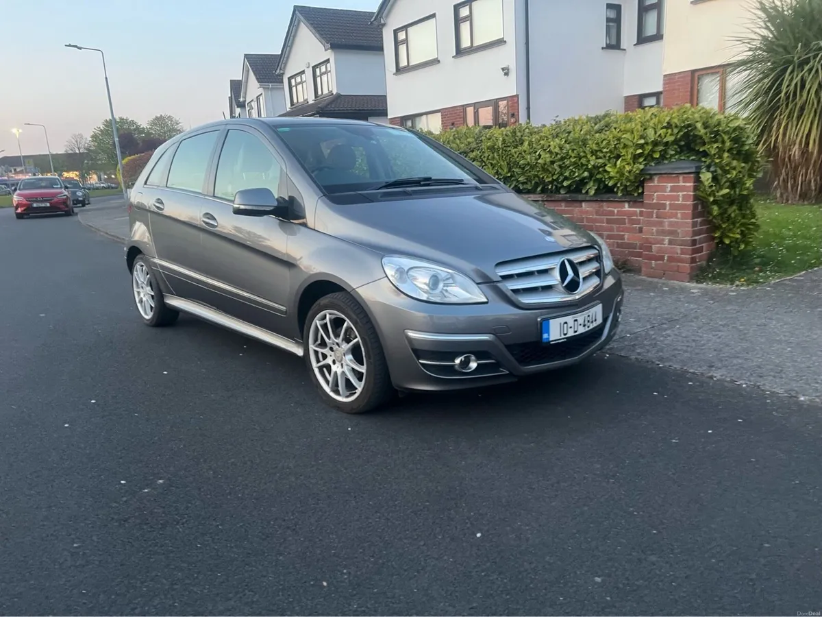 Mercedes B150 NCT to May 2027! - Image 4