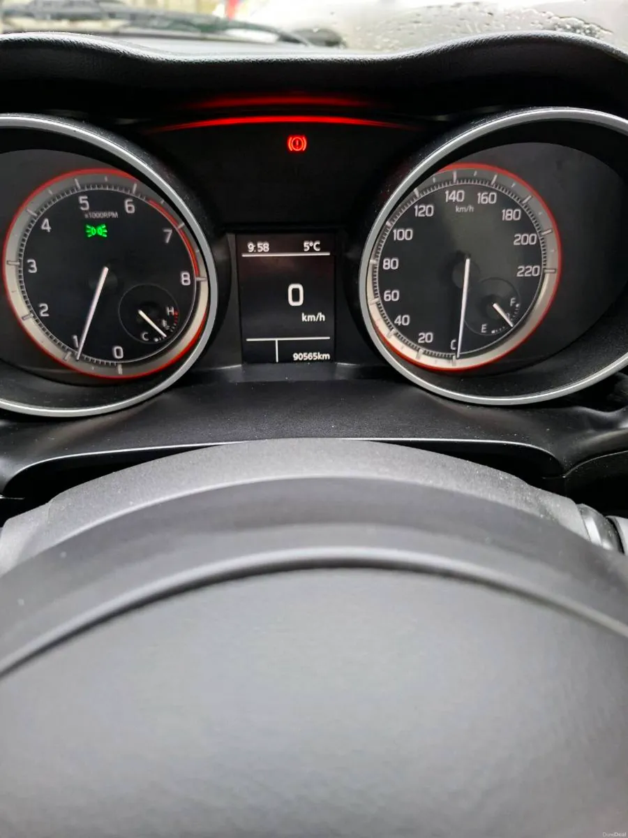 Suzuki Swift 1.2 Mild Hybrid 2022 - Image 4