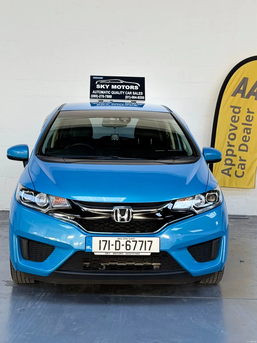 2017 Honda Fit 1.5 Hybrid Automatic,34K Miles - Image 2