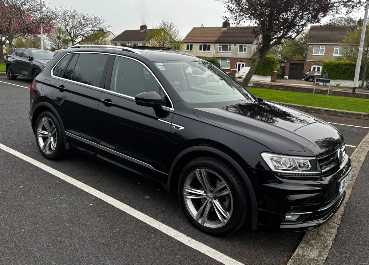 VW Tiguan R-Line 2.0 TDI - Image 1