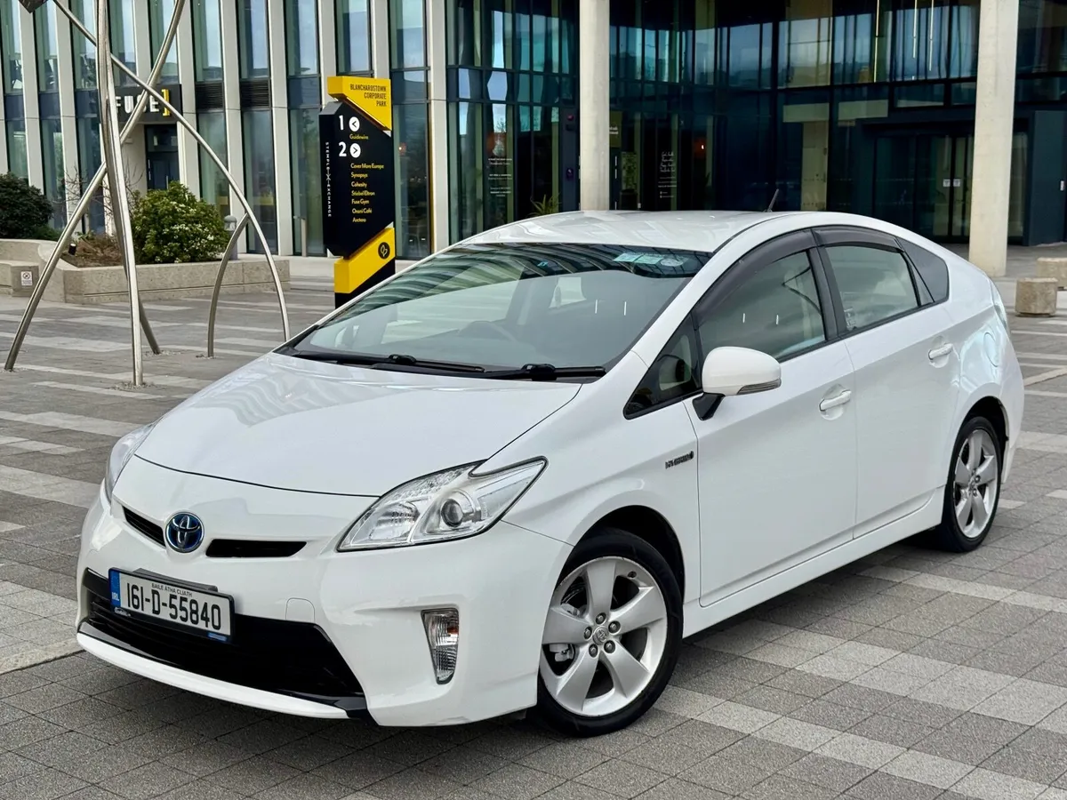 2016 Toyota Prius ✅New NCT-for 2 years”LOW MILEAGE - Image 3
