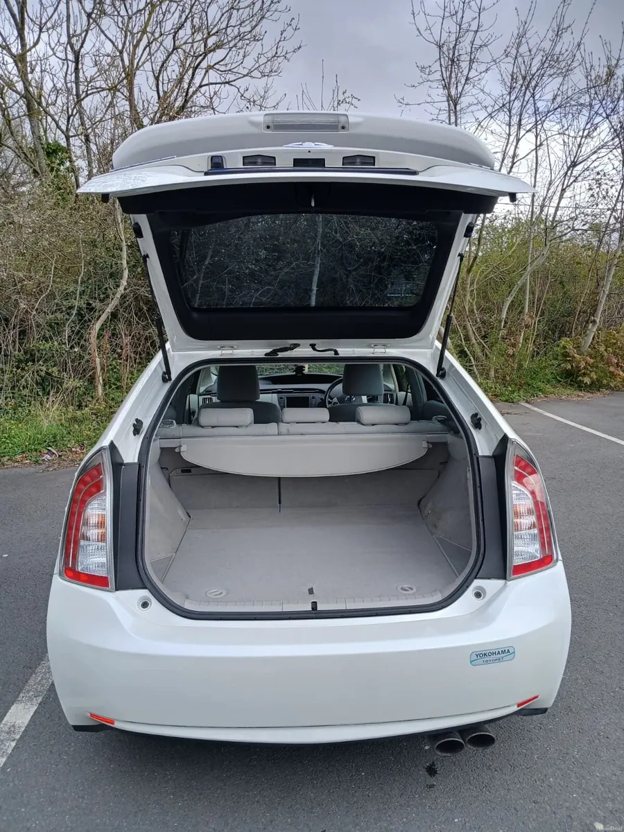 Prius Sport Hybrid Very Low Mileage 83K New NCT - Image 4