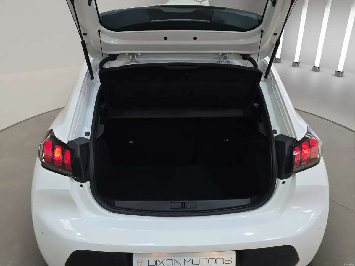 Peugeot 208 2020 - Image 4
