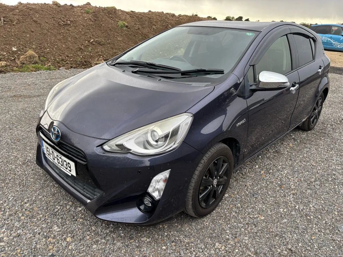 Toyota Aqua 2015 Hybrid - Image 3