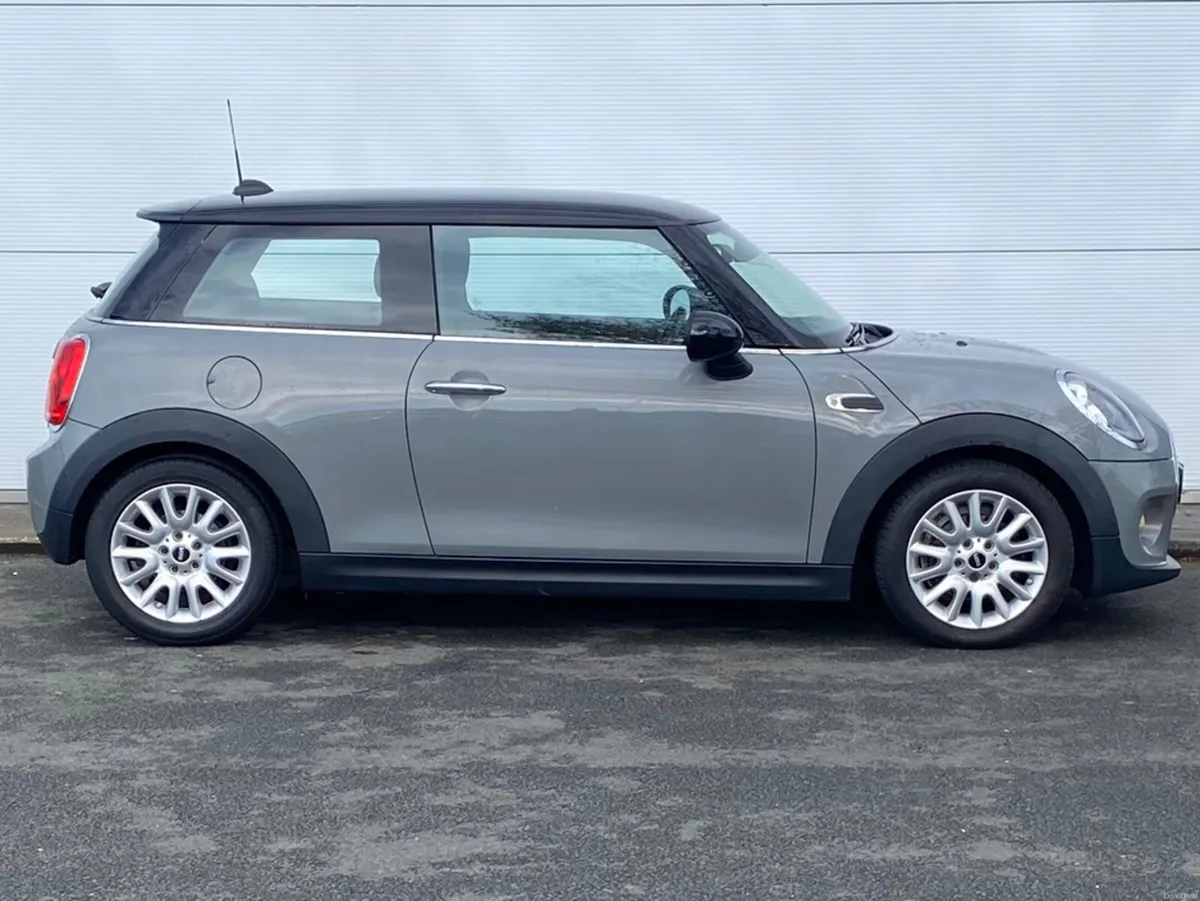 Mini Cooper 2.0D  5DR COOPER D 3DR - Image 4