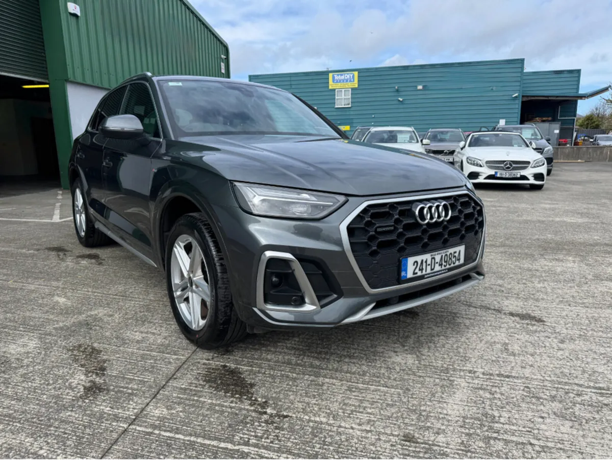 Audi Q5 S LINE 50 TFSI E QUATTRO - Image 1