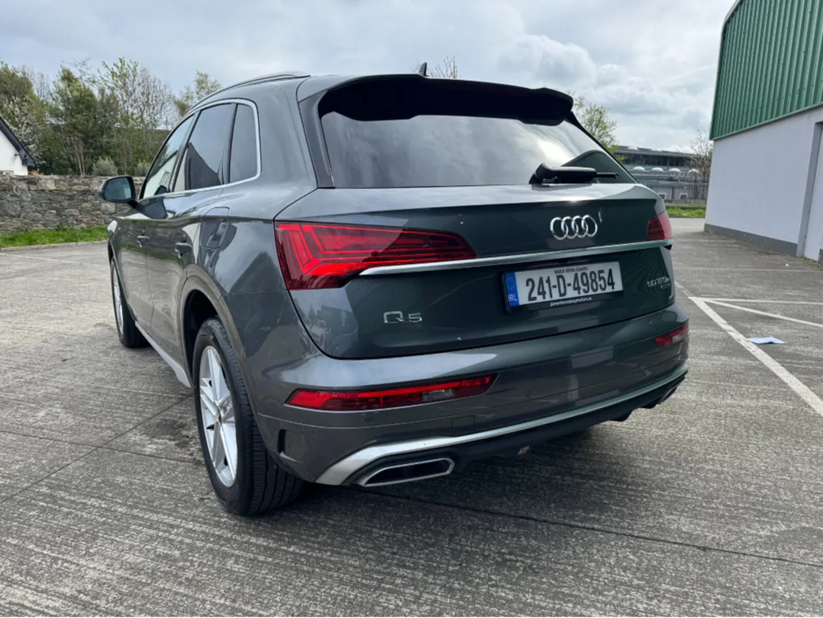 Audi Q5 S LINE 50 TFSI E QUATTRO - Image 3