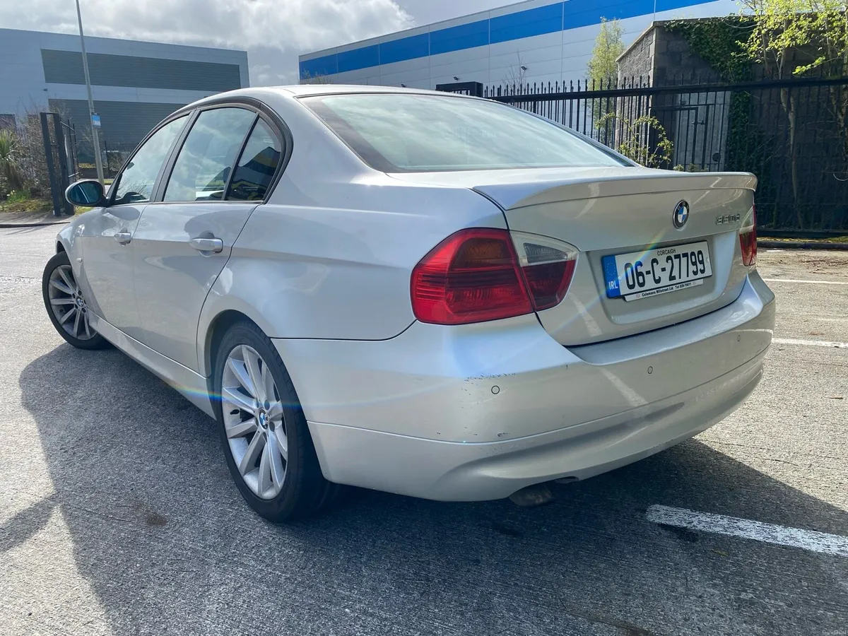 BMW 320 Diesel - Image 2
