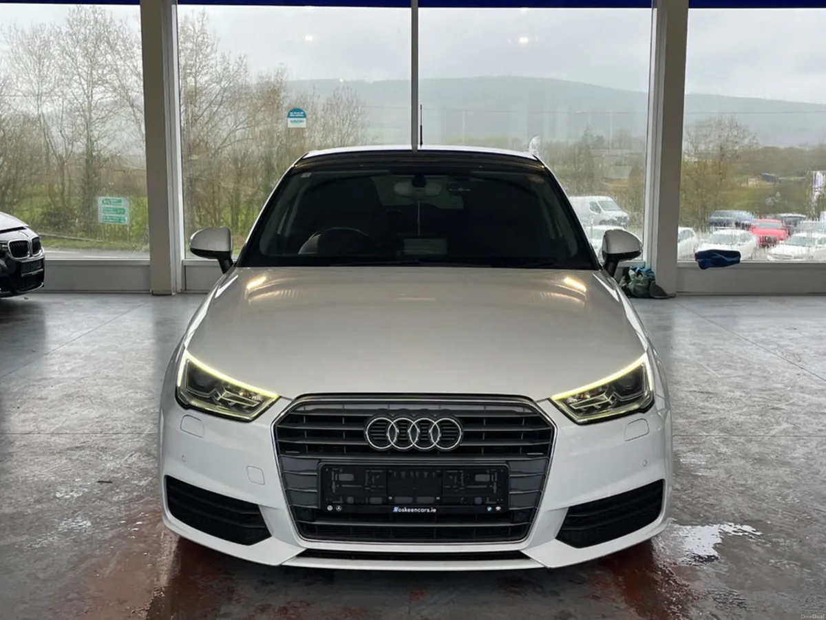 Audi A1 DBA-8XCHZ 5DR - Image 2