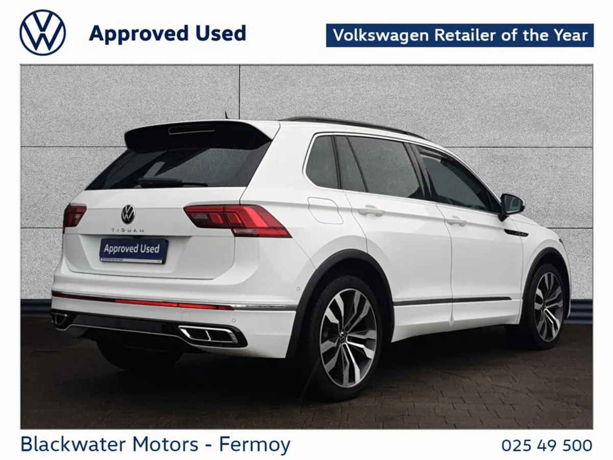 Volkswagen Tiguan 2.0TDI 150BHP R-LINE WITH REAR V - Image 3