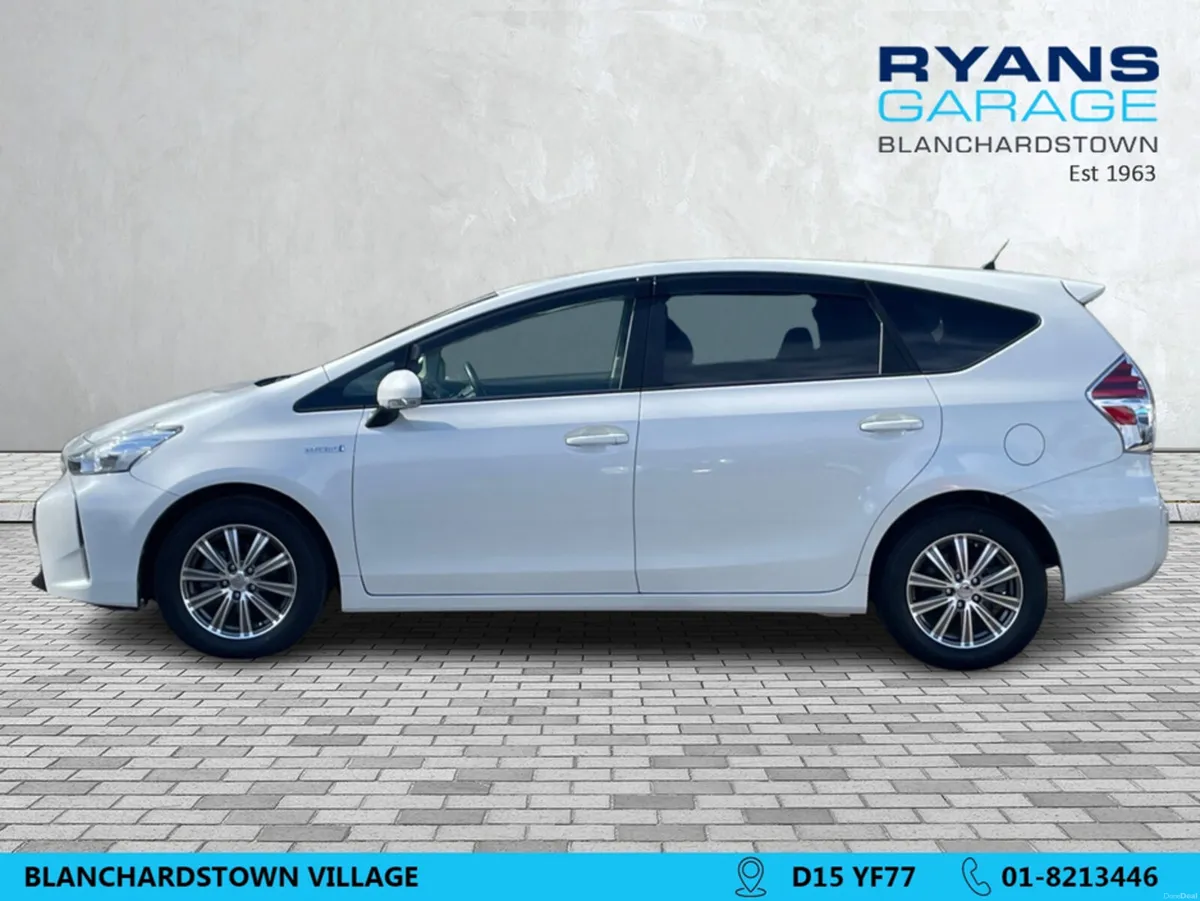 Toyota Prius 1.8 PETROL HYBRID AUTOMATIC 5DR - Image 4