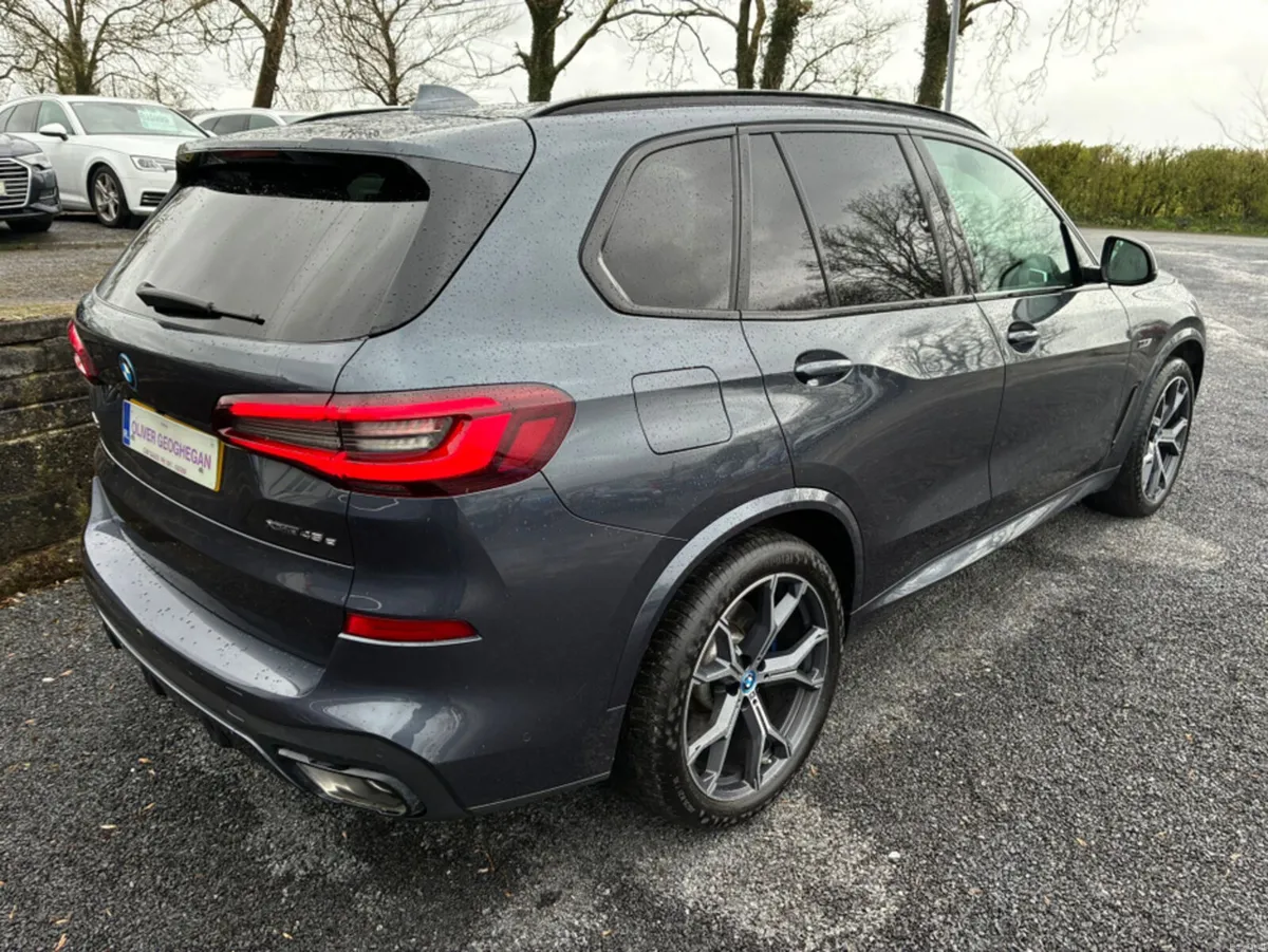 BMW X5 XDRIVE 45E M SPORT AUTO (LOW KLMS) - Image 2