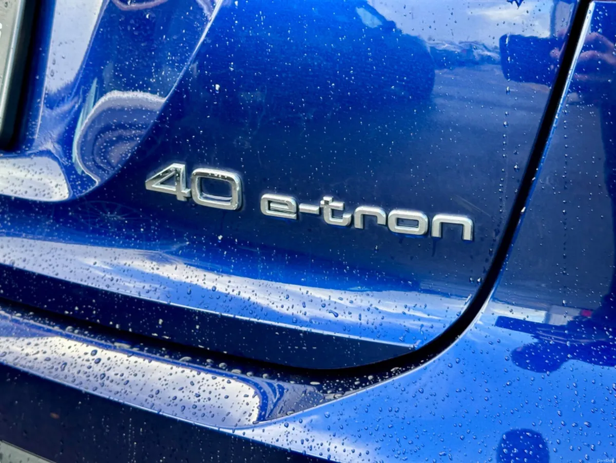 Audi Q4 e-tron E-TRON 40 S LINE 4DR AUTO - Image 6