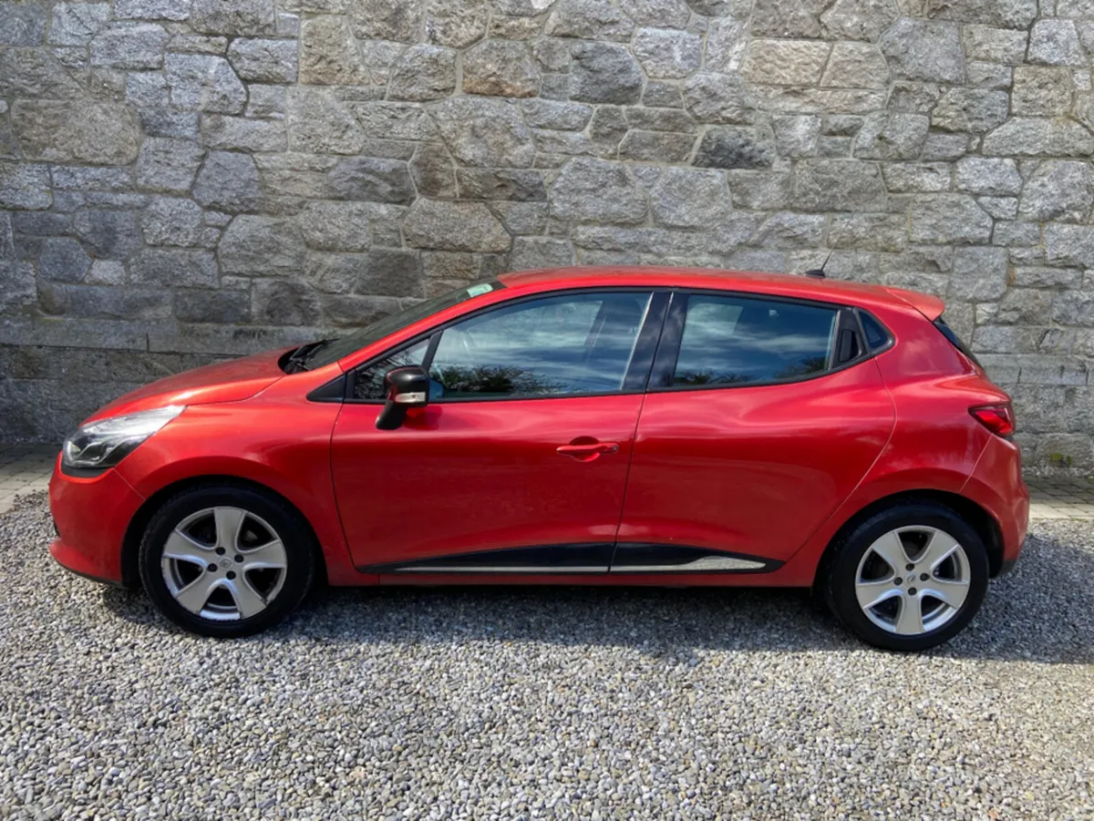 Renault Clio IV DYNAMIQUE 1.5 DCI 90 E 4DR - Image 4