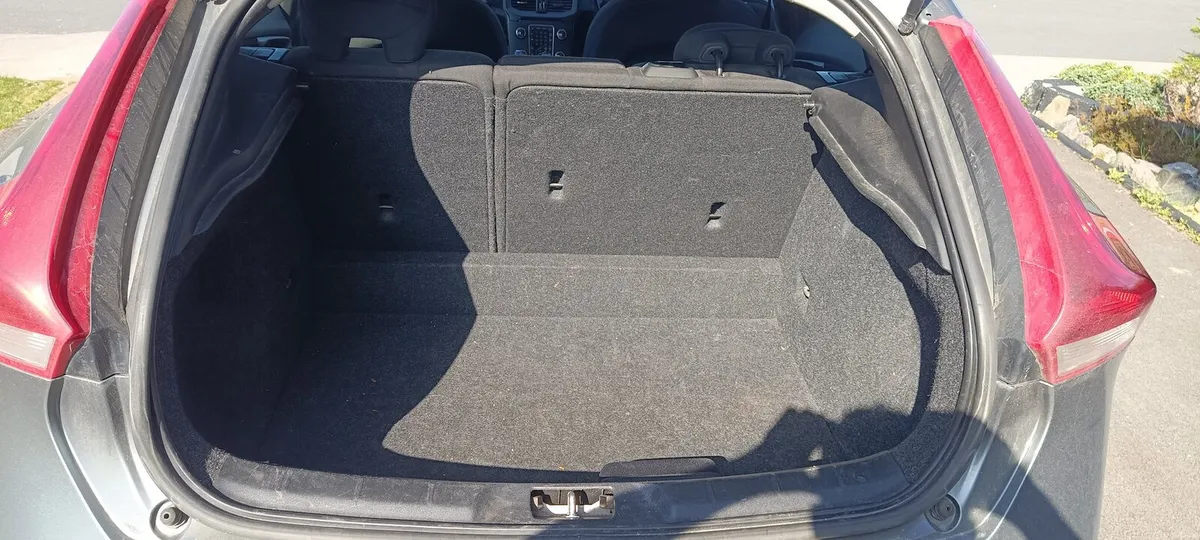 Volvo V40 2016 2L - Image 5
