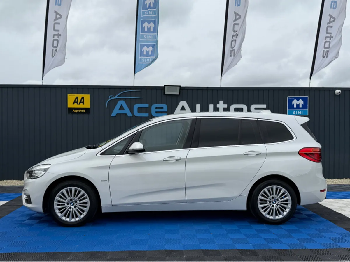 BMW 2-Series ** DEPOSIT TAKEN ** LUXURY - 2.0L DIE - Image 4