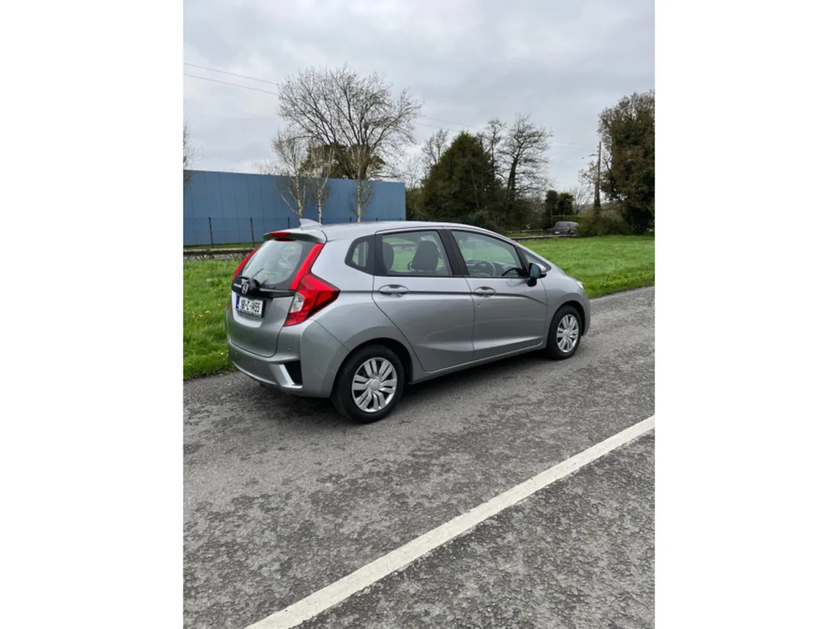Honda Jazz 1.3 I VTEC SE 5DR - Image 4