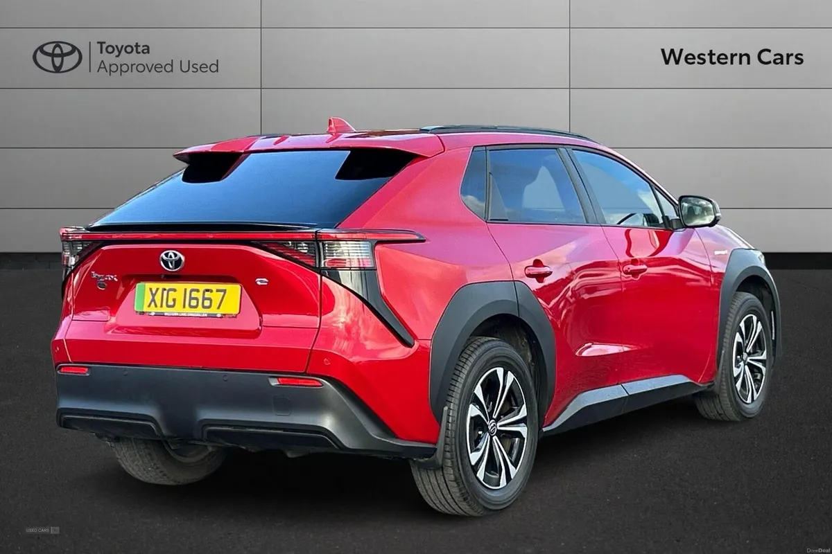 Toyota bZ4X 71.4kWh Motion Auto 5dr (11kW OBC) - Image 2