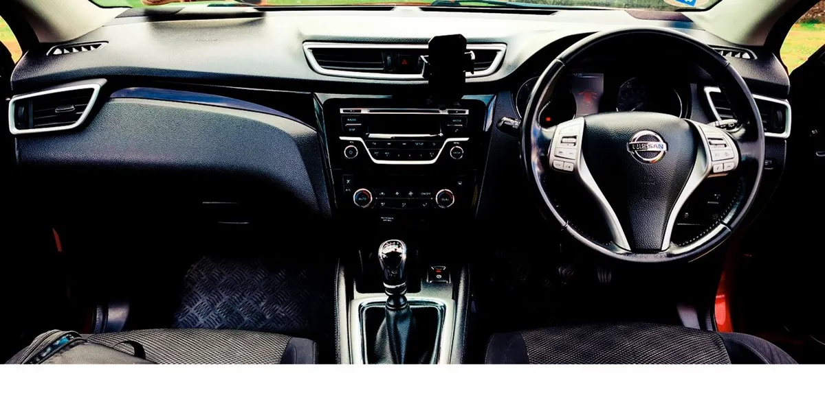 Nissan Qashqai 2017 - Image 3