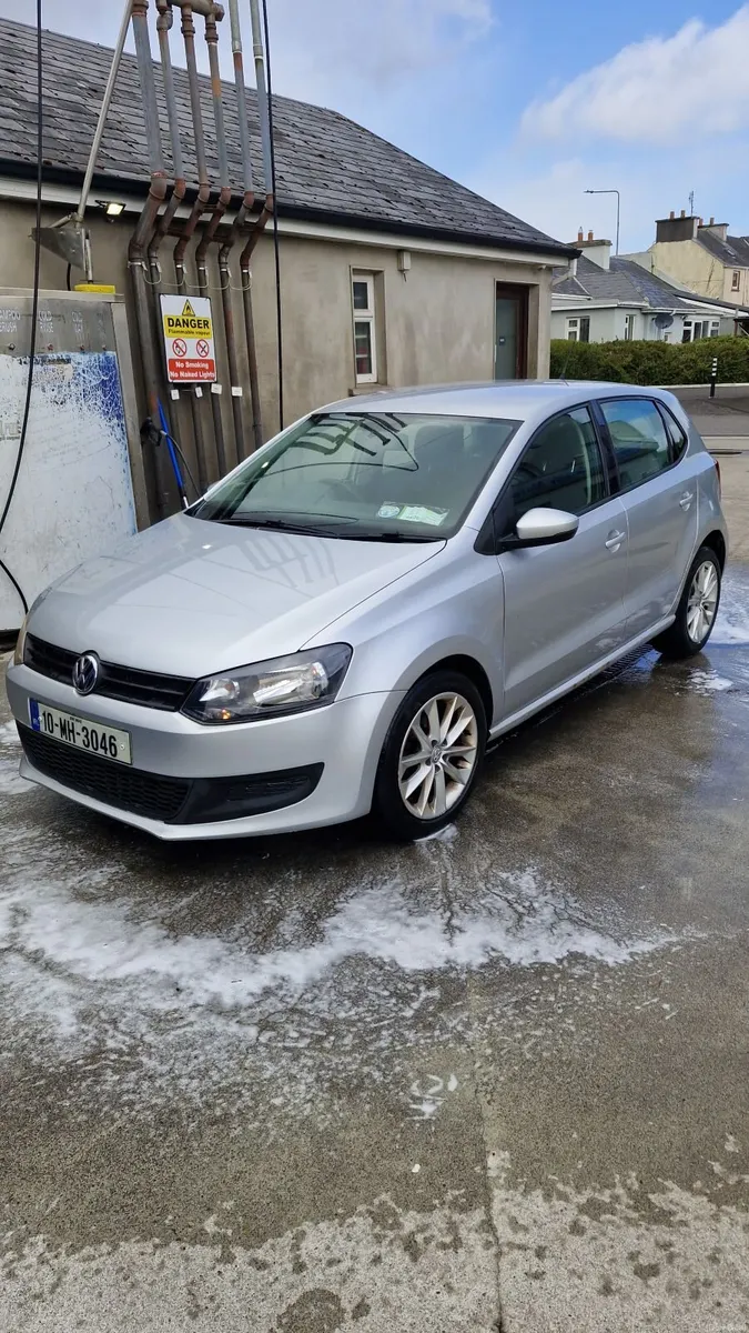 Volkswagen Polo 2010 - Image 1
