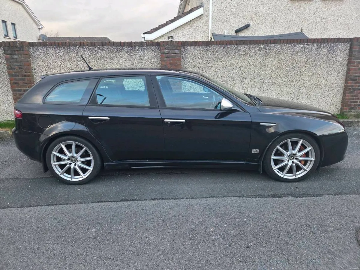 2010 Alfa Romeo 159 1.75tbi TI Sportswagon - Image 4