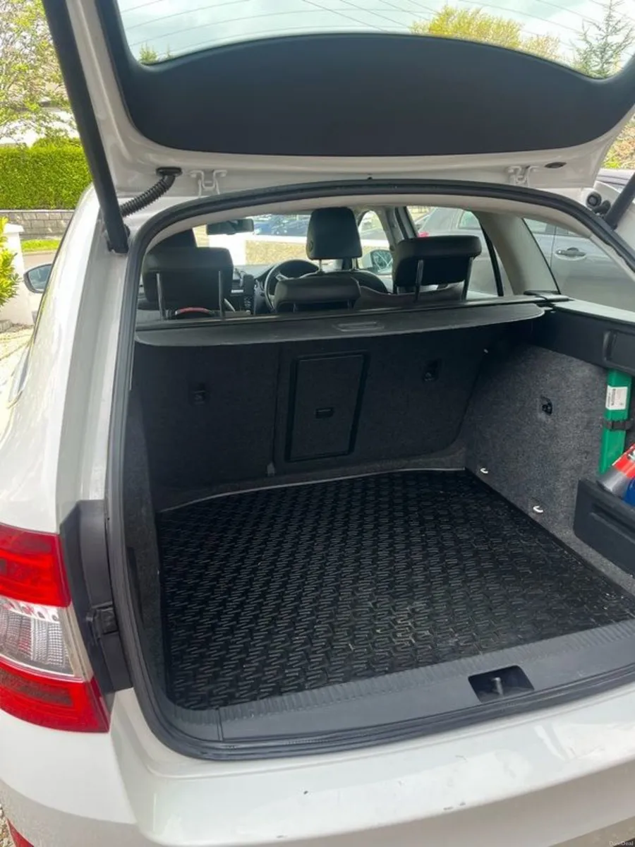 Skoda Octavia 2014 - Image 4