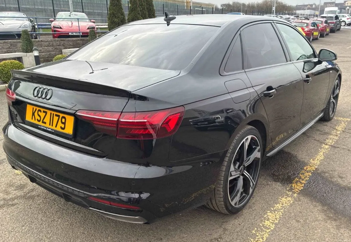 232 AUDI A4 35TDI BLACK EDITION - Image 2