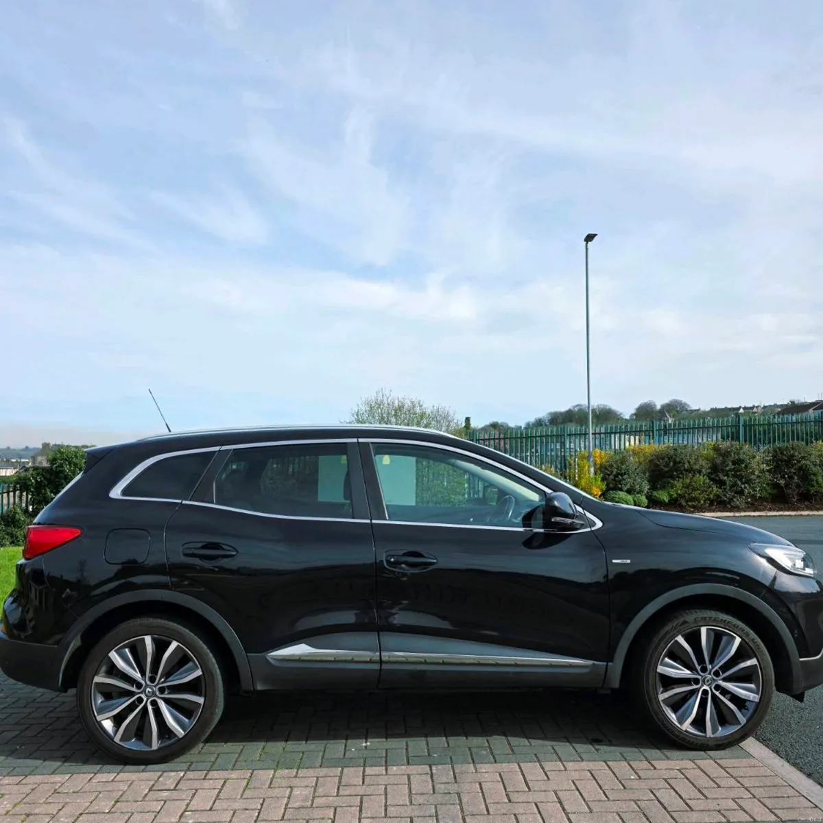 Renault Kadjar 2019 -TOP SPEC– Leather – Fresh NCT - Image 4