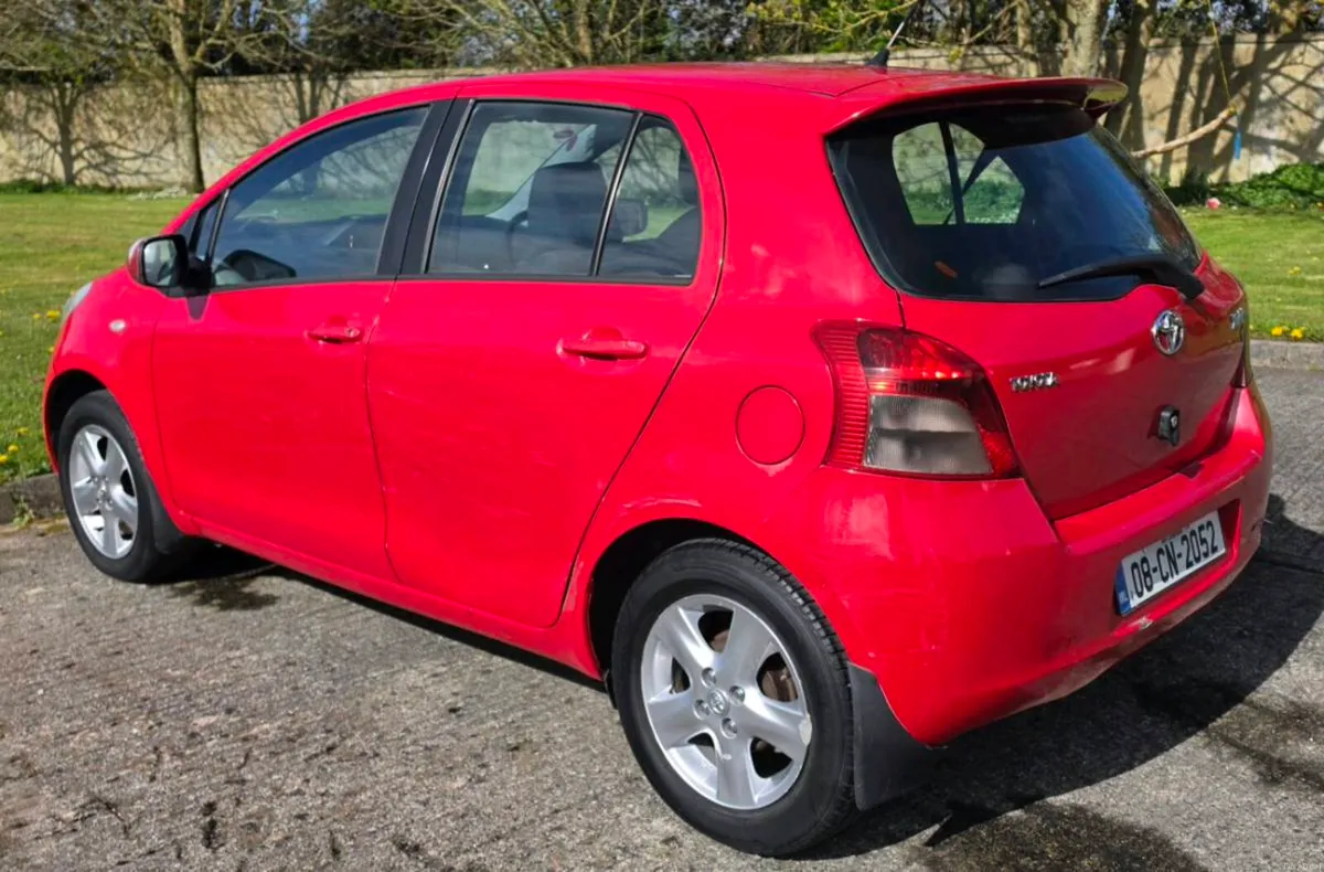 Toyato Yaris 2008 - Image 1