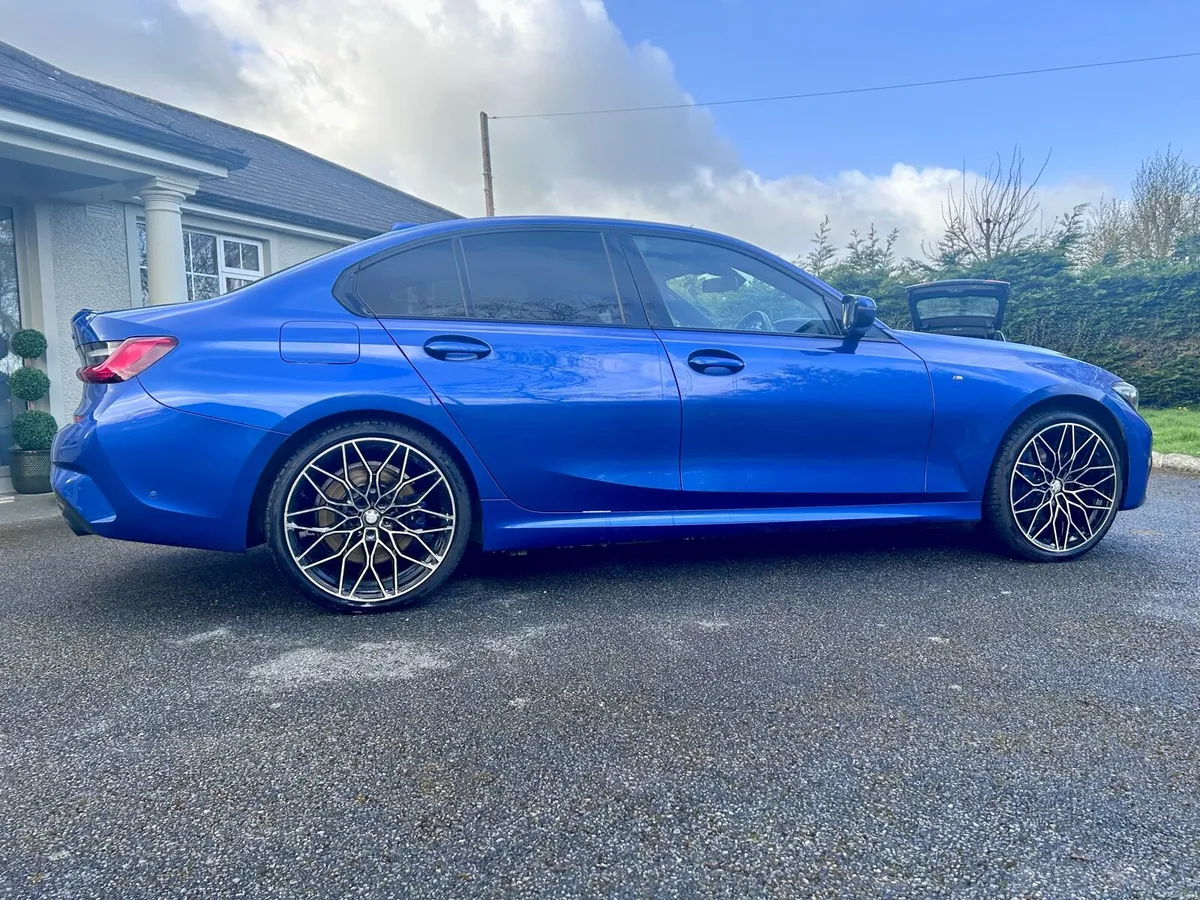 BMW 330e M Sport - Image 3