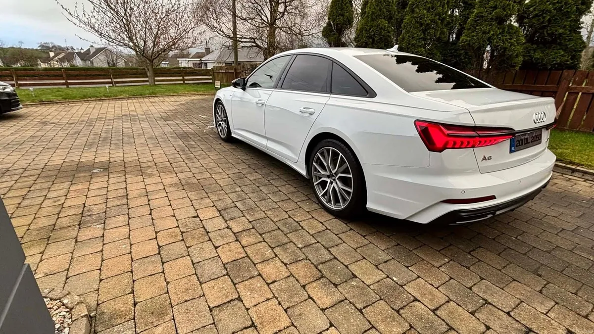 Audi A6 - Image 2