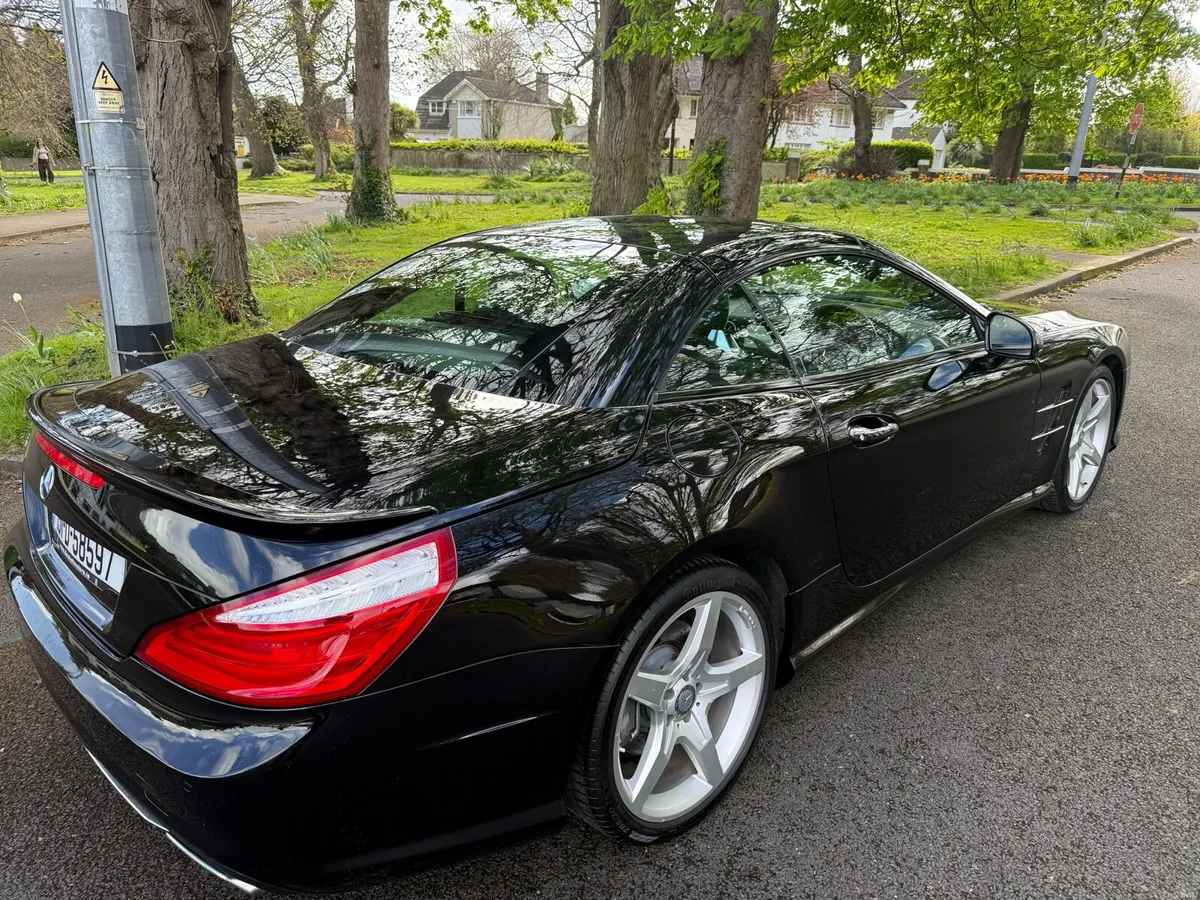 2015 Mercedes SL 400 AMG - Image 3