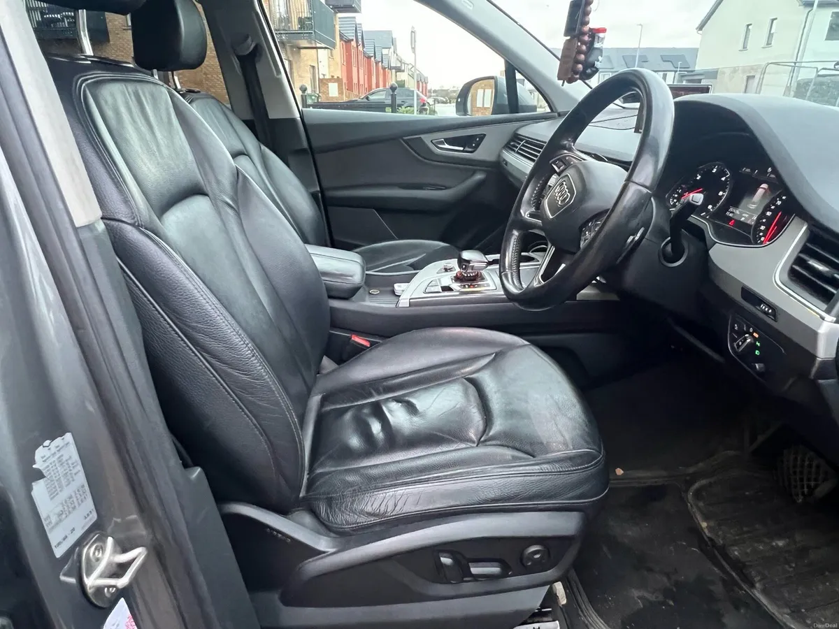Audi Q7 - Image 3