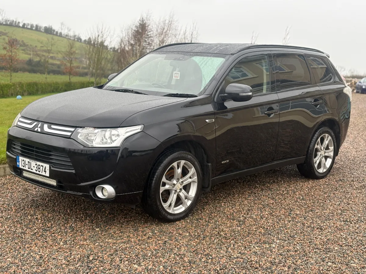 131 Mitsubishi Outlander 2.3 DID 7 seater - Image 2
