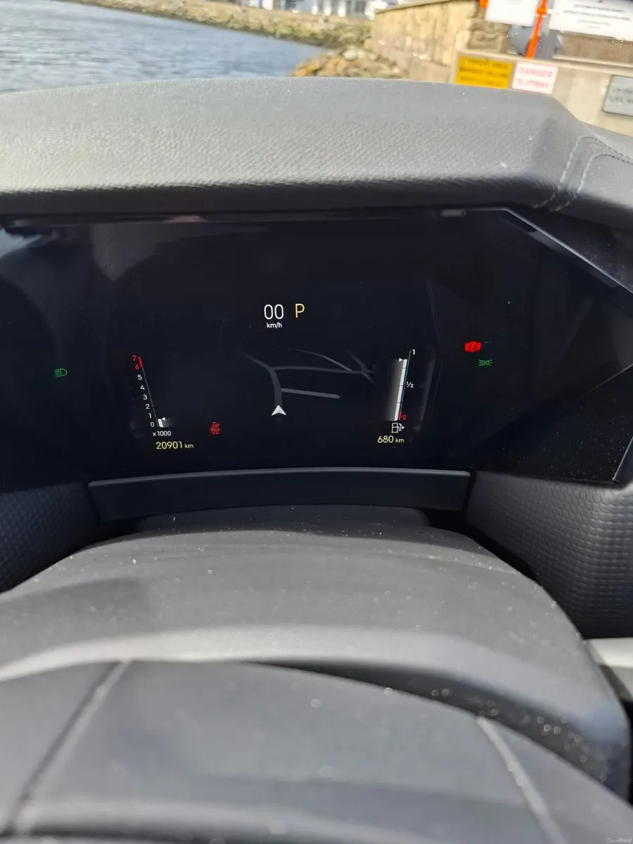 DS Automobiles DS 4 2023 - Image 2