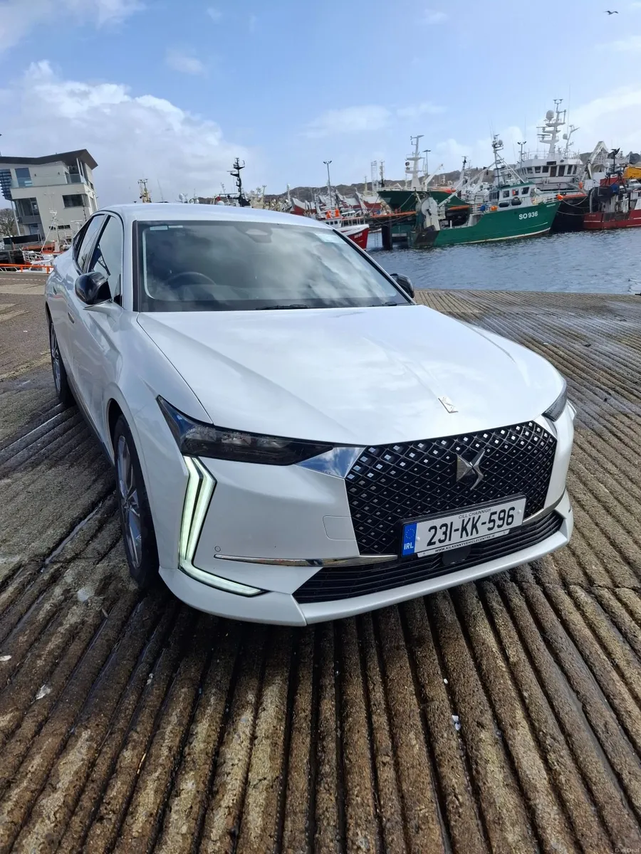 DS Automobiles DS 4 2023 - Image 1