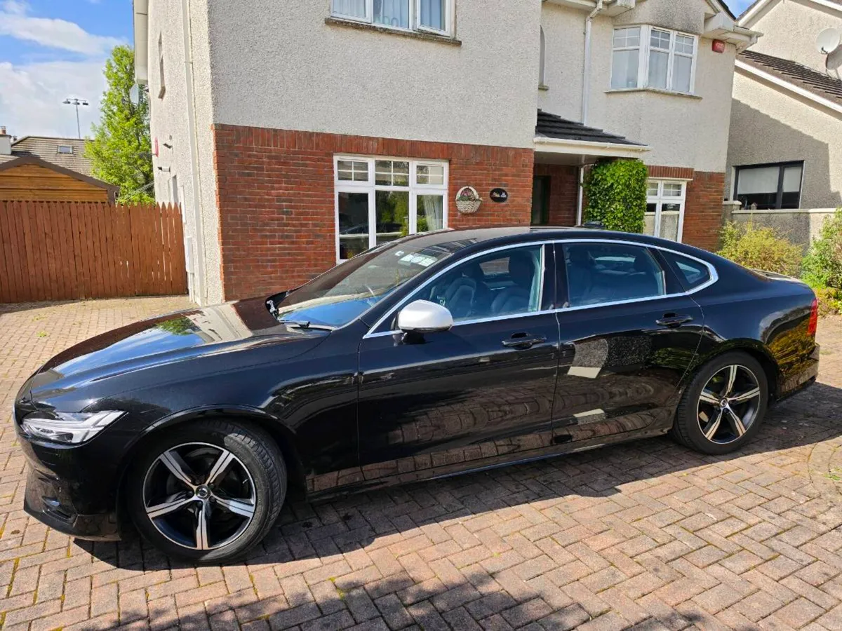 Volvo S90 R Design - Image 1