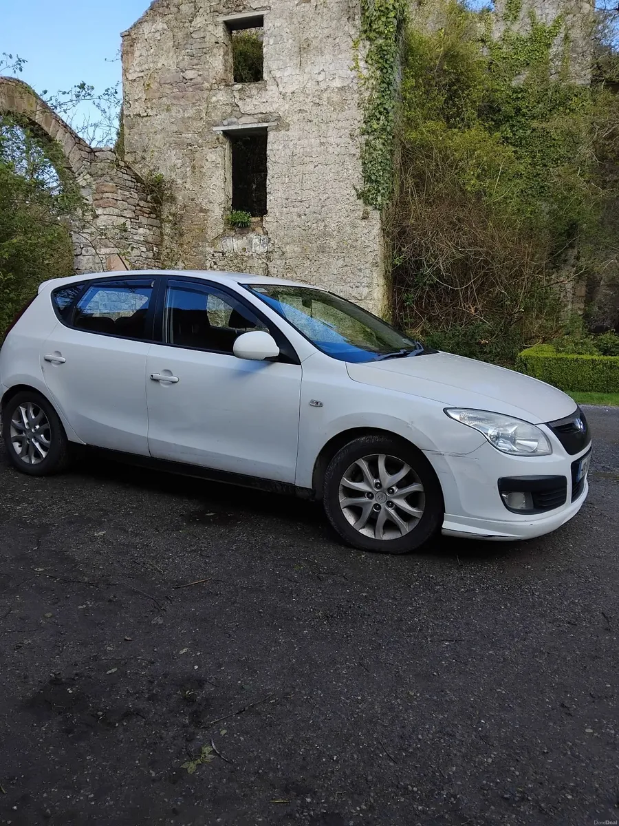 Hyundai i30 new nct 02/2027 - Image 3