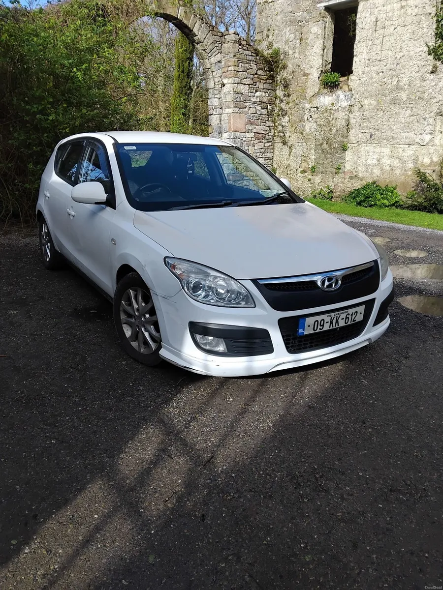 Hyundai i30 new nct 02/2027 - Image 1