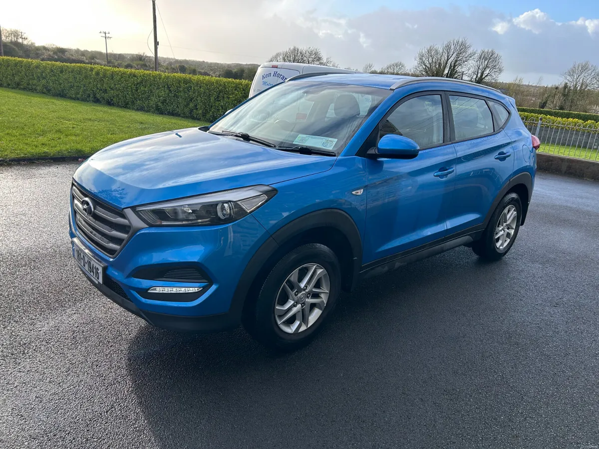 Hyundai Tucson Petrol 1.6 Comfort  2018 - Image 3